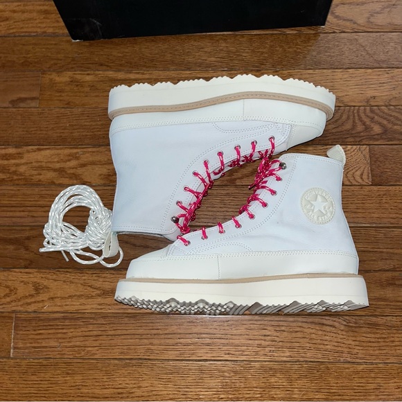 Converse Chuck Taylor Egret Ivory Leather Crafted Boot Women’s Size 9.5 - Picture 9 of 16